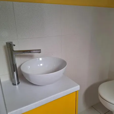 Feriehus Caloroczne Morzemoze *